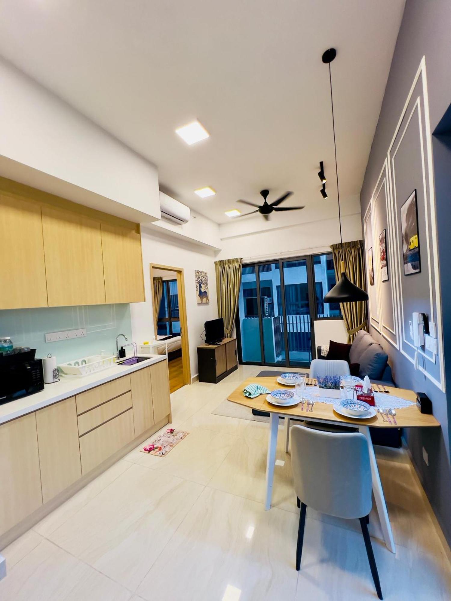 Skypool 1bed With Balcony