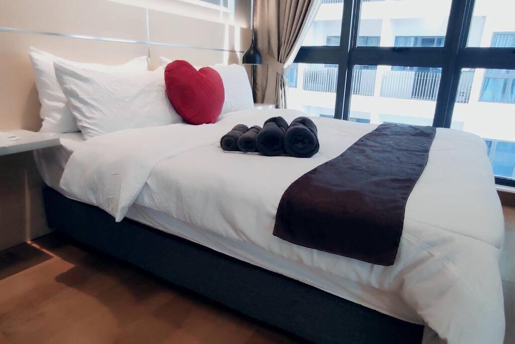 Pangsapuri Skypool 1bed With Balcony *