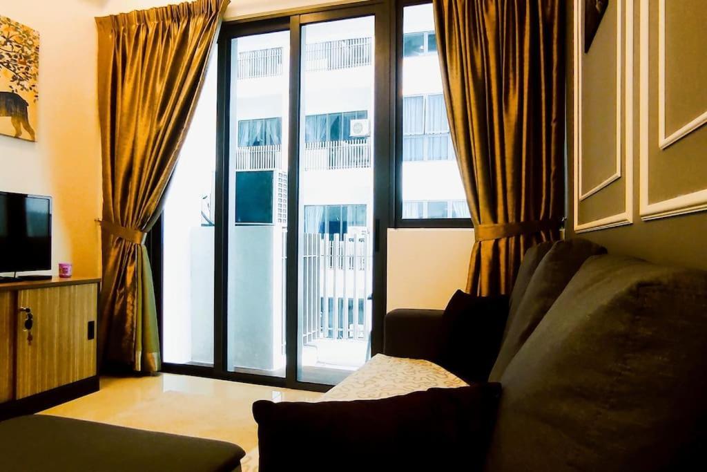 Skypool 1bed With Balcony Pangsapuri *