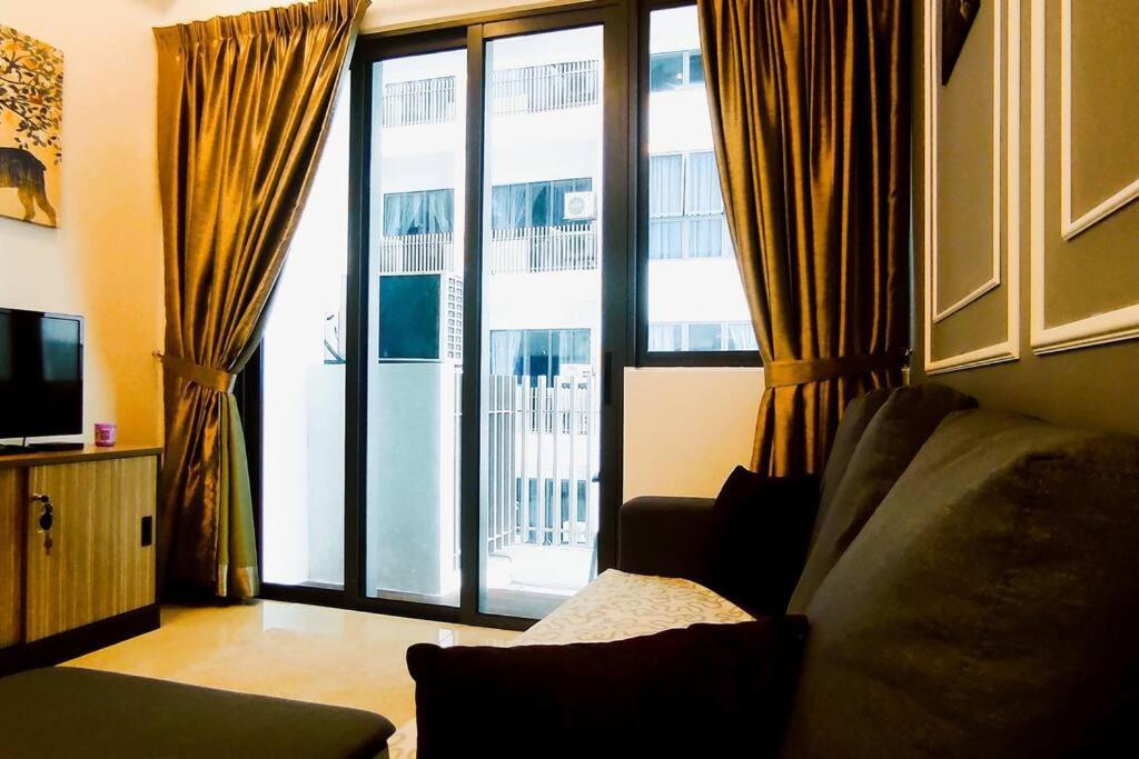 Skypool 1bed With Balcony Pangsapuri Kuala Lumpur